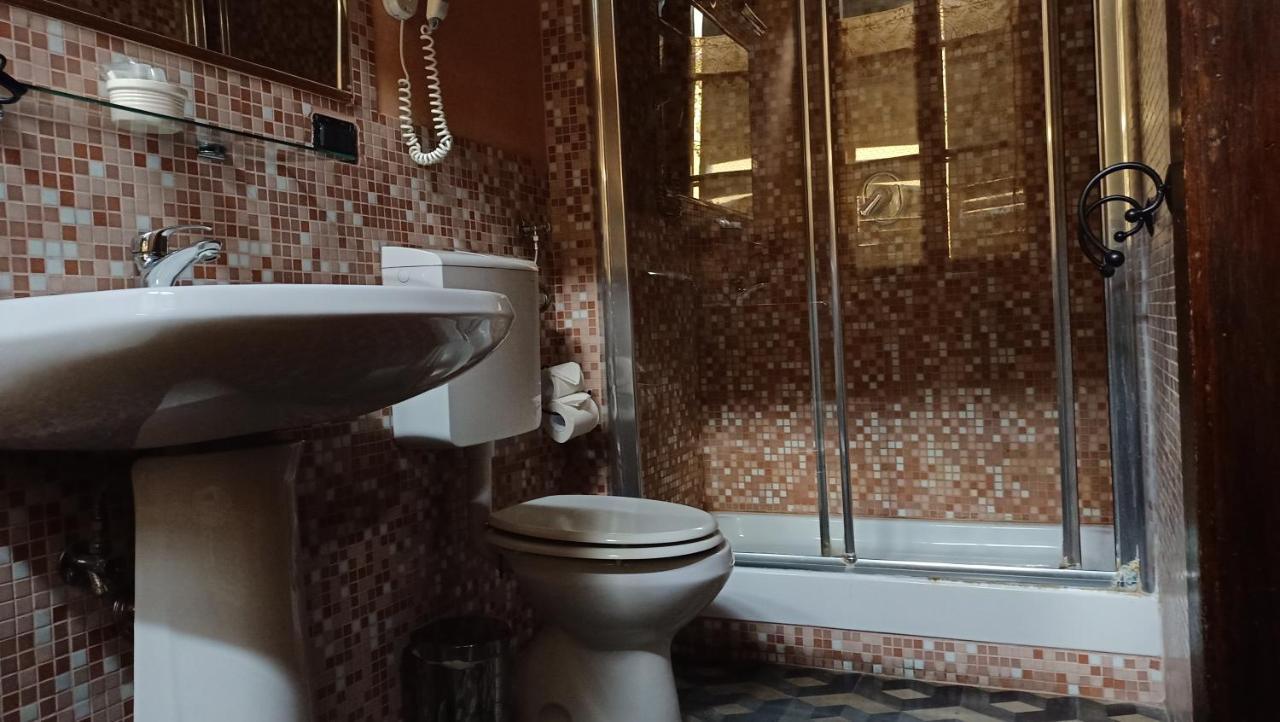 Relais Corso Storico Panzió Pisa Kültér fotó