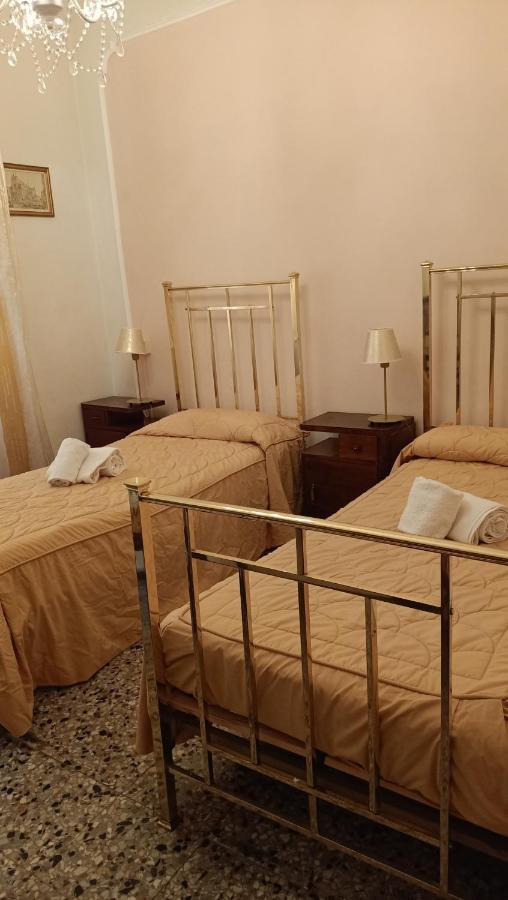 Relais Corso Storico Panzió Pisa Kültér fotó